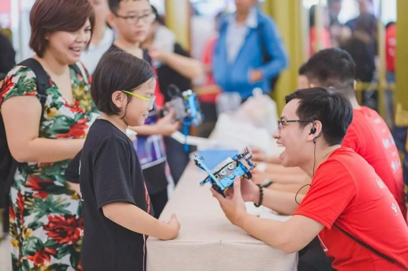 Giáo dục STEM đang thay đổi cách trẻ học tập và chuẩn bị cho tương lai như thế nào?